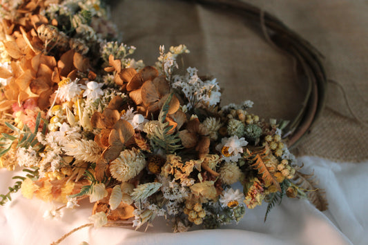 Half Moon Wreath - Cinnamon